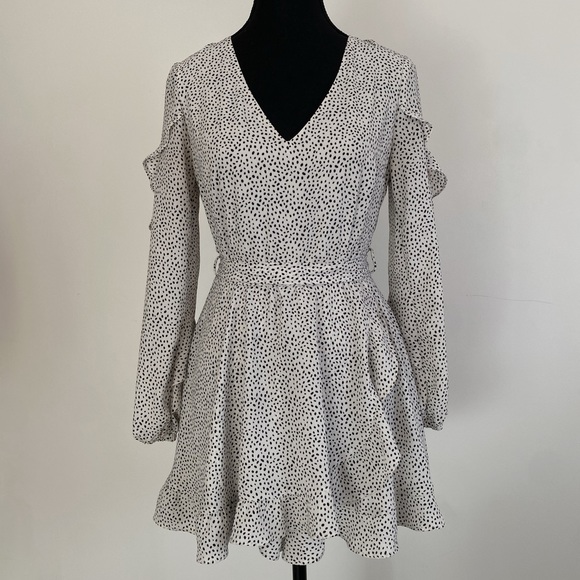 Classy Ruffled Romper - Picture 1 of 12